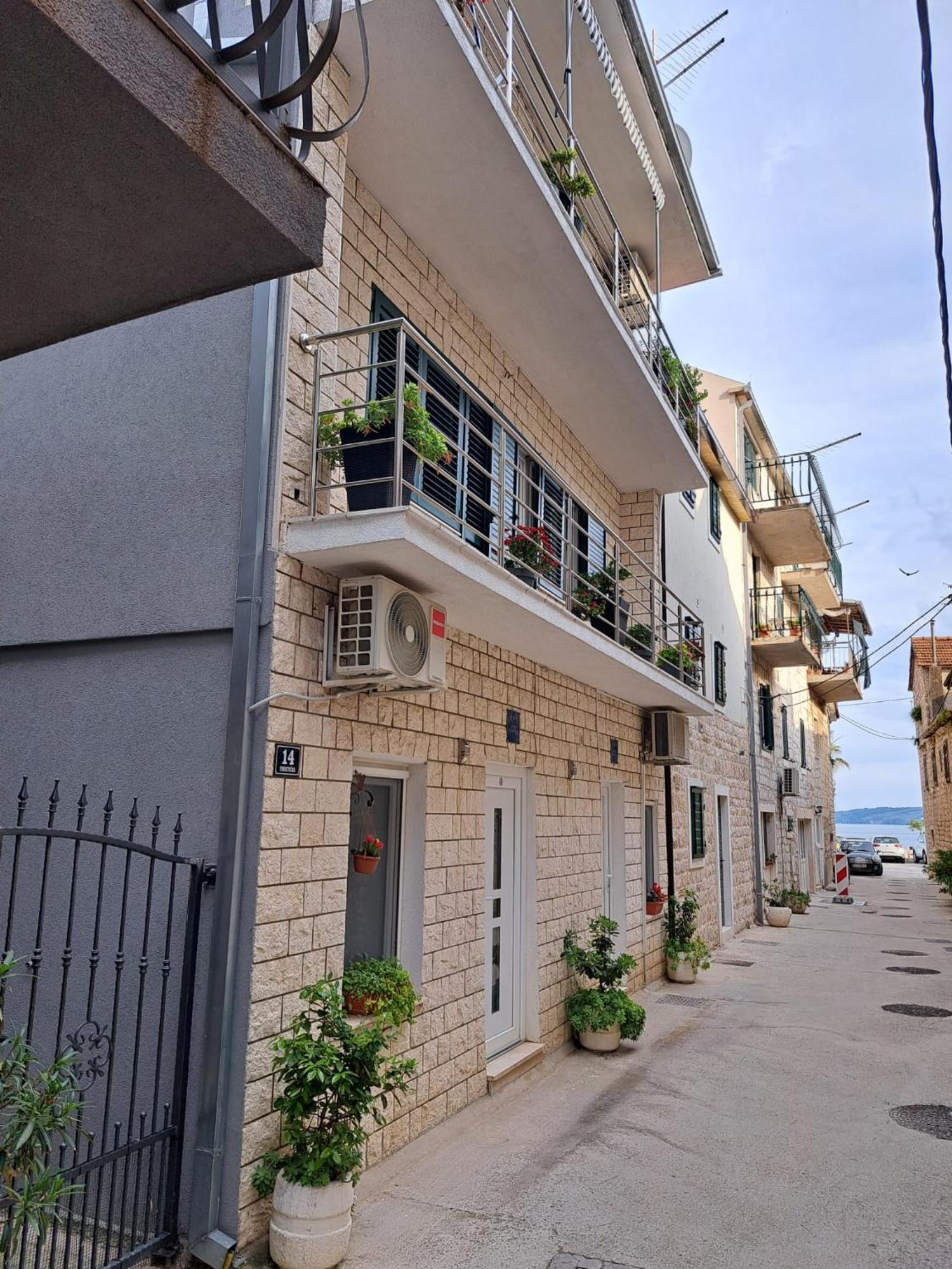 Studio Apartment Legcevic Kaštela 외부 사진