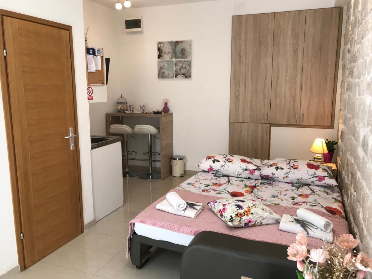 Studio Apartment Legcevic Kaštela 외부 사진
